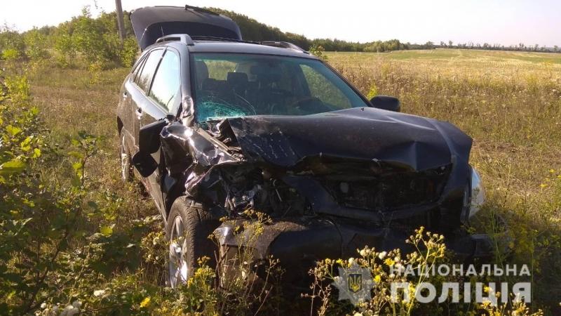 Як повідомили УНІАН у відділі комунікації ГУНП України в Харківській області, ДТП сталося сьогодні, 19 серпня, поблизу села Піщане Вовчанського району