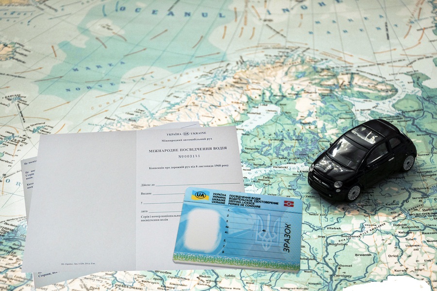 Питання міжнародного посвідчення водія - полягає в перекладі на англійську Ваших національних (внутрішніх) водійських прав