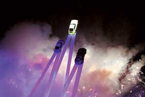 У британському Гудвуді пройшов «Фестиваль швидкості», що зібрав величезну кількість любителів спортивних і антикварних авто