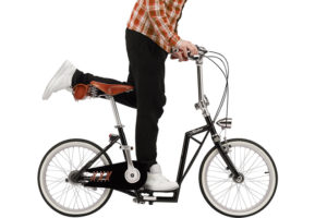 Для тренування рівноваги спочатку краще використовувати велосипед як самоката