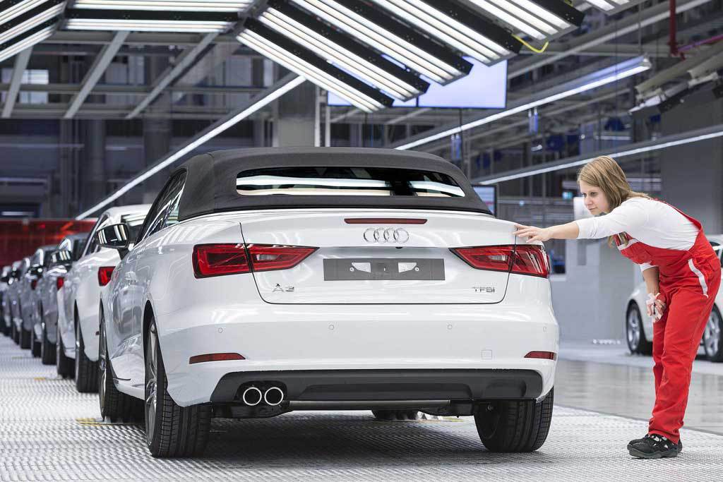 На конвеєрі заводу компанії Audi в Дьере, Угорщина, з'явився новачок