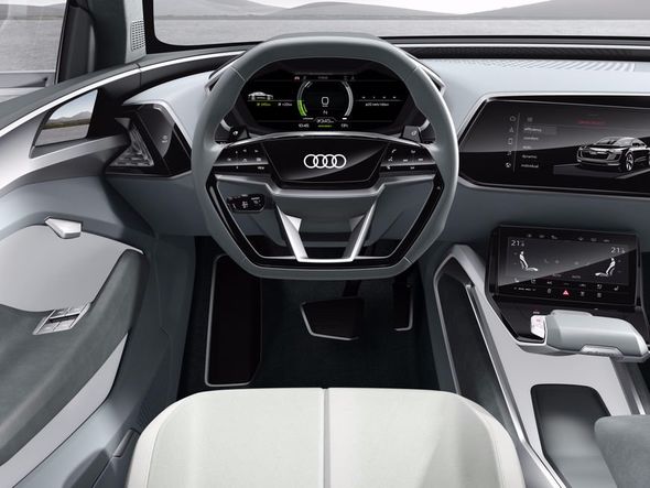 Загальна потужність силової установки становить 320 кВт, але з часом Audi планує збільшити показник до 370 кВт