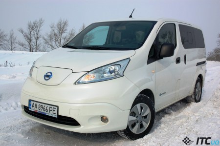 Електричний фургон-мінівен Nissan e-NV200 - рідкість в Україні