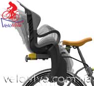 Регулювання висоти спинки крісла здійснюється за допомогою простого повороту важеля на спинці (з тильного боку сідла) на 180 градусів