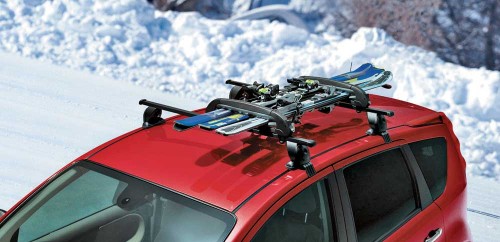 Багажник на дах авто для лиж та сноубордів дозволяє перевозити до 5-и пар лиж або до 3-х сноубордів