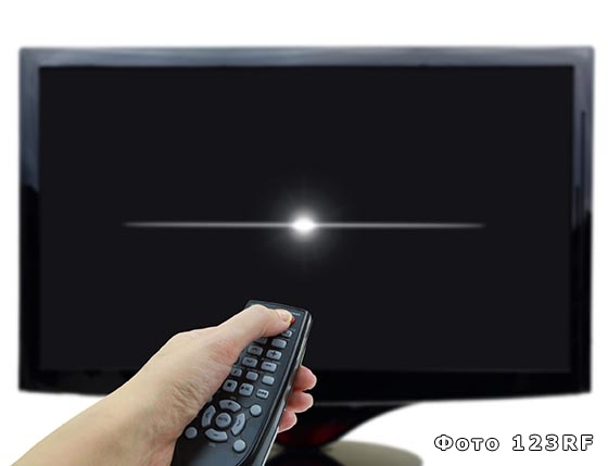 В сучасних телевізорах моргання індикатора передньої панелі є сигналом про несправність